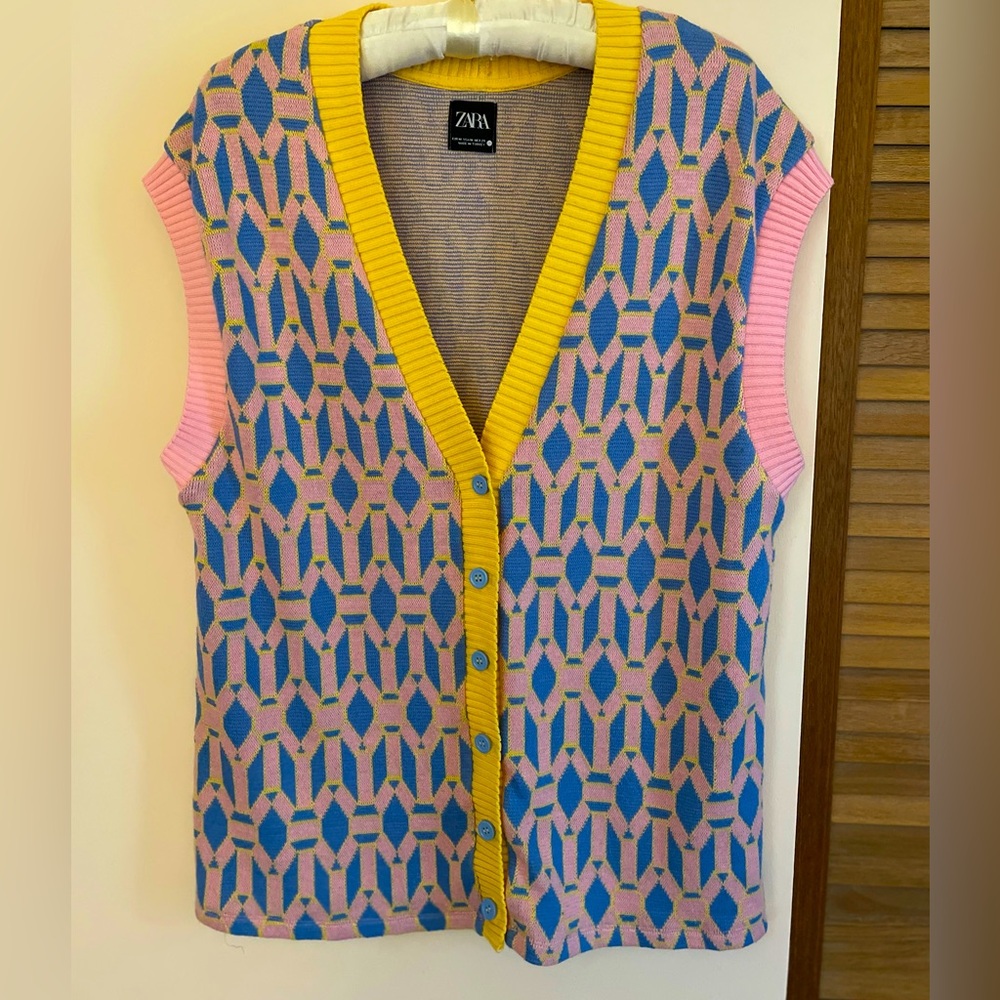 Zara Multicolor Geometric Knit Vest
